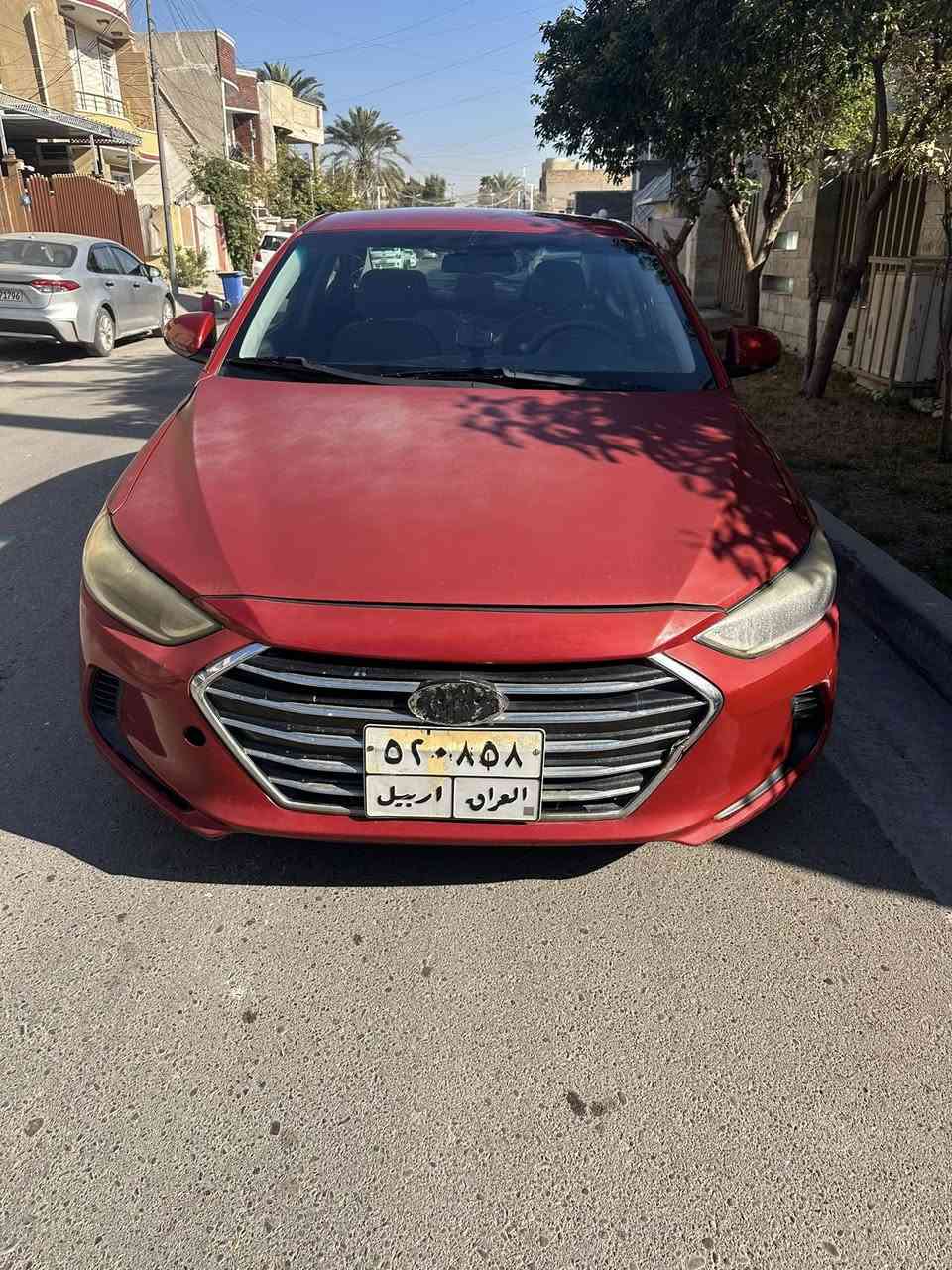 السلام عليكم 

النترا موديل 2017  SE  وارد امريكي 
مكينة 2000 Dohc وكير AT المرغوب 
حادث بنيد وجاملغ  بدون ايرباك بدون دواخل
وصور الحادث موجودة 
مواصفاتها
8 ايرباك  
3 وضعيات قيادة   Sport و Normal و Eco  
شاشة جبيرة بلادية تدعم ابل كار بلي 
‏Abs
كاميرا خلفية 
تراكشن كونترول 
تحكمات ستيرن جهتين
و بيها بارد بين البابين ميبين 
السيارة بأسمي تحويل شوكت متريد مكاني بغداد الاعظمية 126 و بيها مجال قليل ***********
