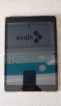 آيباد ٨ • ٣٢ • استعمال بسيط