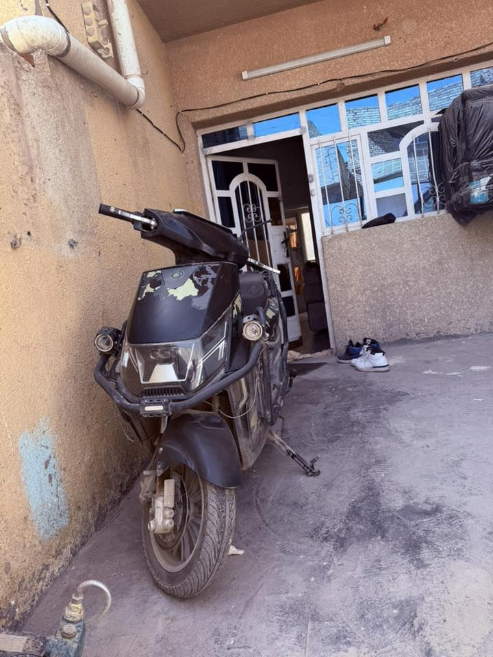 السلام عليكم 
دراجه شحن 7 بطاريات 
ملف 2000 
نضيفه مابيها اي عطل ( الشاشة واكفه ما اعرف السبب )
مكاني بغداد الحريه


**إذا كنت صاحب هذا الإعلان وتريد حذفه لأي سبب، رجاءا أرسل رسالة إلى الدعم الفني**