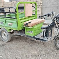 ستوته شحن حجم جبير جاهزه وكامله بطاريات عدد ٥  جدد كبار مسطرا مو صغار ...