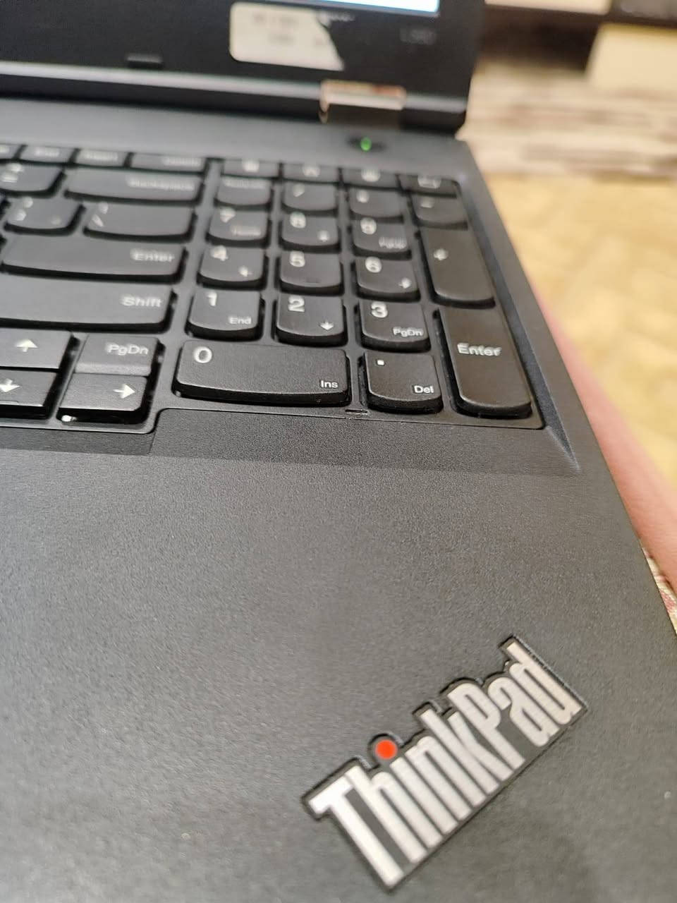 السلام عليكم لابتوب لينوفو مواصفات راقية استخدام شخصي نظيف كلش مستخدم شهر اقوى لابتوب ممكن تحصله بها  السعر يشغل كل شي اللابتوب مكفول عالفحص من جميع النواحي تفحصه يلا تدفع فلوسه
 
السعر 215 الف وبي مجال شي قليل 

مواصفات اللابتوب: 
النظام ويندوز 10 
 CORE i5 من الجيل السادس بسرعة عالية 
الهارد 256GB SSD اسرع واحدث نوع
الرام 8GB سريع جداً
كارت شاشة انتل 4GB نوع عالي الاداء
حجم الشاشة 15.5 " إنش فول دقة عالية جداً
يحتوي على بلوتوث + وايفاي
يحتوي على كاميرا امامية
بطارية ممتازة تشغيل مستمر حوالي 3 ساعات
بي كل أنواع المنافذ: 3 منافذ USB ومنفذ LAN ومنفذ ميني HDMI ومنفذ VGA ومنفذ هيدفون

ملحقات اللابتوب شاحنته الأصلية والجنطة

للاستفسار الاتصال او المراسله خاص 
***********
