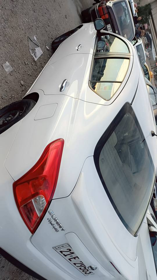 نیسان صني 2018
مواصفات دبل كیج 
سنوية جدید حتی 2029
وكالة عامة بٲسمي شرط تحویل
سیارة بدون رصعة 
طارف بك لایت سكن صبغ كارت مٲشرة بالصورة
 دفتر بنزین موجود 
مكان سیارة كركوك
سعر 103 
***********
*********** كركوك, العراق
