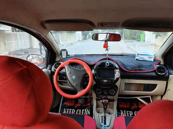 للبيع موديل 13  بيها قطعتين صبغ بدون اي داخل 
السياره خير من الله سنتر لوك 
استخدام بنيه 
مكينه كير كفاله 
صدر امامي خلفي جديد 
تبريد شغال 
كلشي كامل اي نقص ما بيها 
تحويل ثاني يوم باسمي 
السعر 50 
المكان الاعظميه 
***********
