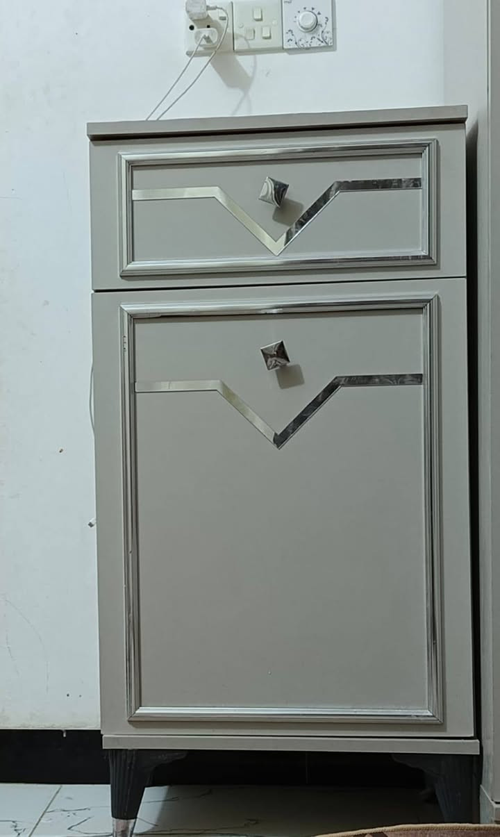 غرفه نضيفه للبيع لتصال على هاذا رقم ‏‪0775 584 5419‬
