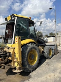 حفاره فالفو 2004 رقم اربيل للبيع ‭0773 065 1977‬