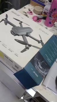 طائرة كاملة • مستعملة أقل من شهر • طارت ٣مرات