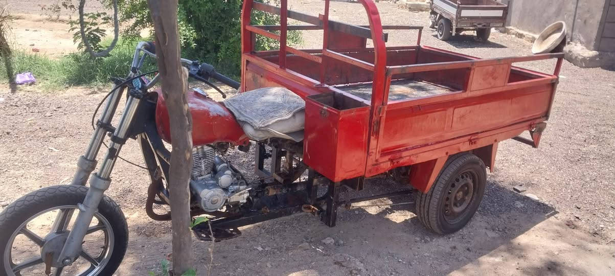 سلام عليكم ستوته البيع كلك كلك ستوته حلوه ونضيفه بس الحصيره مالته تعبانه حاطله بليته ولباقي كله نضيف اكينه تايراته انضاف محركه 20 لا تبخير ولا تنقيص الشراي بي خير ويدلل مكانه طوريج سعره 500 وبيه مجال بسيط رقمي ***********
