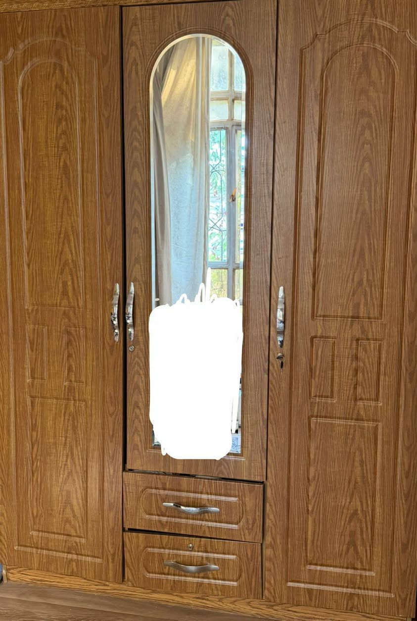 الكنتور سعره ب160 وابيه مجال  والتخم لاحمر سعره ب275 وابي مجال والتخم البيجي 10 نفرات ياخذ سعره ب325 وابي مجال تسكام مكانهن الغرض نجف


**إذا كنت صاحب هذا الإعلان وتريد حذفه لأي سبب، رجاءا أرسل رسالة إلى الدعم الفني**