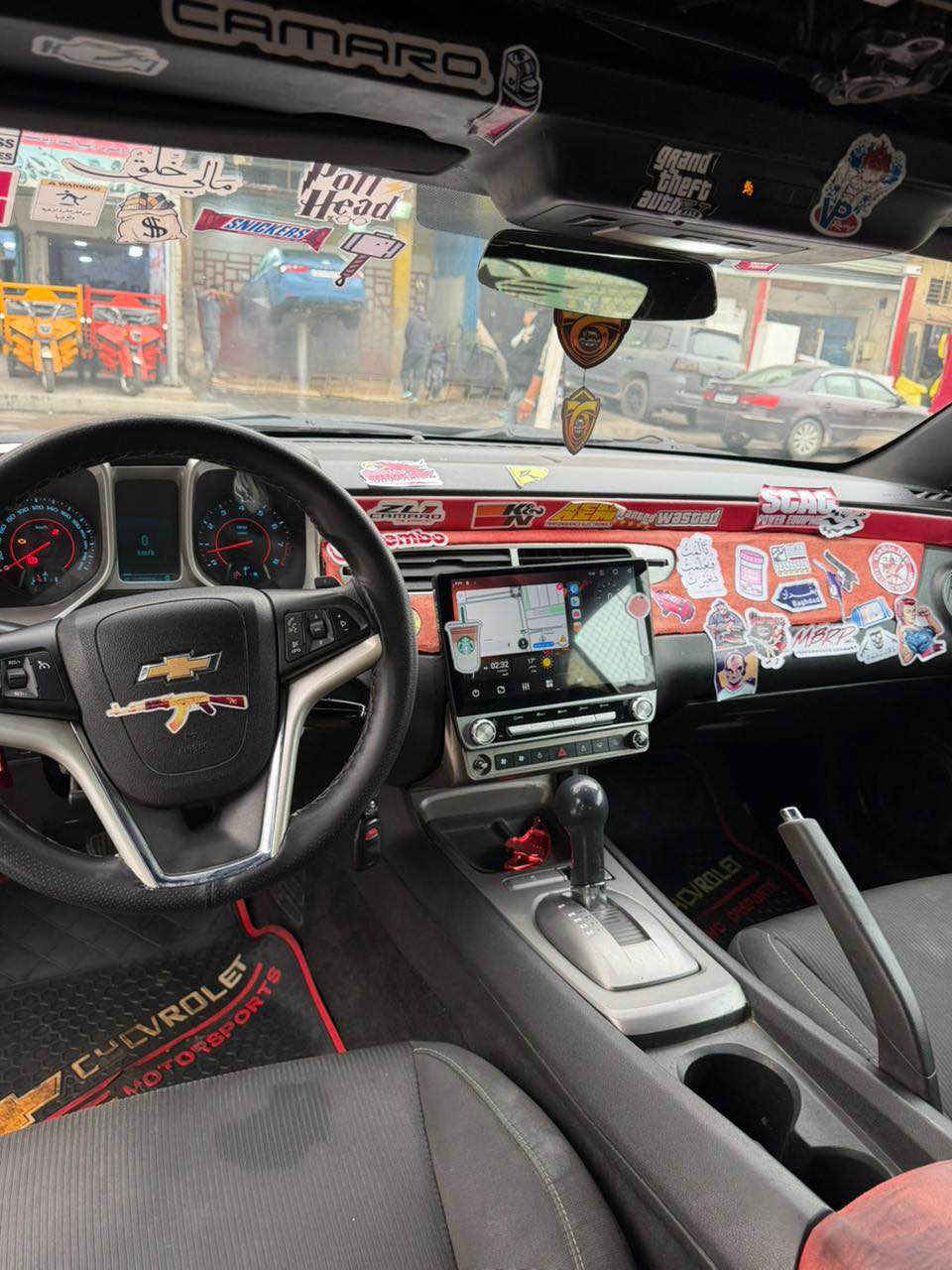 كمارو 2013  خليجي كشف
رقم بغداد باسمي تحويل ثاني يوم
سياره فول 
كشنات كهرباء 
شفتات ستيرن 
كامره وحساسات بلادي 
عليها تزويد داون بايب واكسين بايب 
برمجه زيادة عزم وبوب كورن 
محرك 6سلندر 3.6 جديد ماصار شهر من شديته 
كير جديد 
منضومة تبريد جديده كامله 
صدر امام خلفي جديد 
تخم ويل وتاير جدد 
السياره بيها نواقص كماليات بسيطه من الناحيه الميكانيكيه جاهزه 
السياره بدون يارباك السياره مكفوله من الشاصي واللغوده بيها 3قطع مصبوغه ابيع حزام 
السعر 87وبيه مجال
مكاني شارع فلسطين 
***********
0783 842 2333
واسف على اطاله شباب بغداد, العراق
