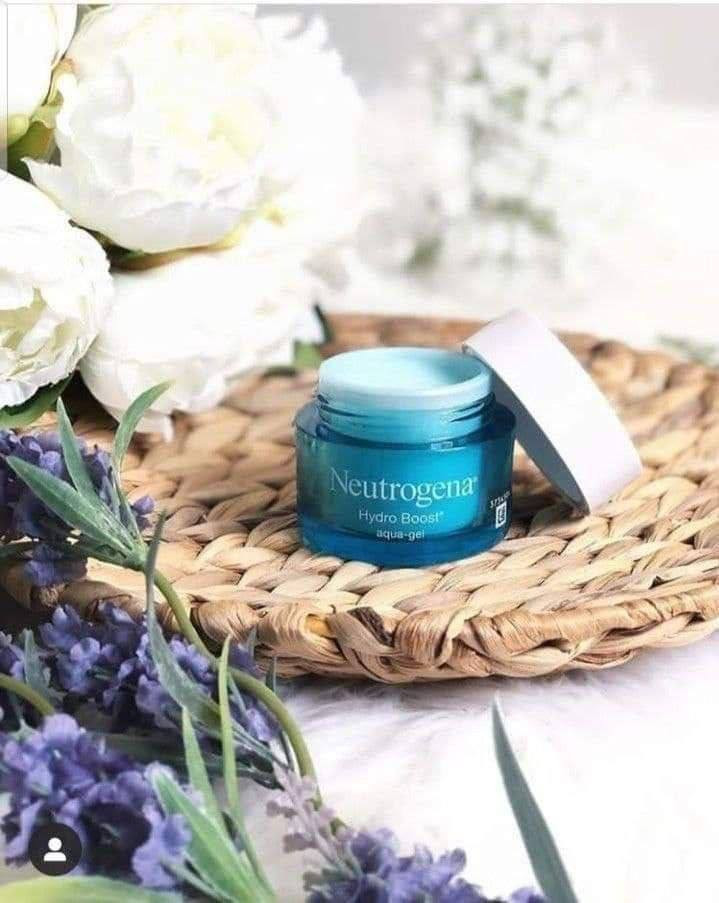 نتروجينا البراند الاصلي الامريكي 🇺🇸💯Neutrogena® Hydro Boost

✅مرطب نيتروجينا المائي🌊💧
✅مرطب جل مائي Neutrogena® Hydro Boost هو مرطب جل للوجه يغذي بشرتك ويحميها للحصول على توهج صحي عندما يضعف حاجز رطوبة بشرتك ، ينخفض محتواها المائي. هذا يؤدي إلى بشرة جافة وباهتة ومتعبة أحيي توهجك الطبيعي باستخدام مرطب جل مائي مثبت. بفضل تركيبته خفيفة الوزن ،

✅ الفوائد الرئيسية  
✔️▫️تساعد الصيغة في الحفاظ على حاجز الرطوبة الذي قد تفقده
✔️▫️يمكن أن يساعد ذلك أيضًا في تقليل ظهور خطوط الجفاف.
والنتيجة هي بشرة ندية ونضرة ورطبة وأكثر مقاومة لفقدان الرطوبة.
✔️▫️يرطب البشرة ويحميها للحصول على توهج صحي 
✔️▫️تركيبة مرطبة جل مائي خفيفةالوزن
✔️▫️يقلل مظهر خطوط الجفاف
                                          
#الاصلي المنشأ أمريكي 🇺🇸💯
سعر الدرزن :
يوجد لدينا توصيل الجميع محافظات العراق✔️


**إذا كنت صاحب هذا الإعلان وتريد حذفه لأي سبب، رجاءا أرسل رسالة إلى الدعم الفني**