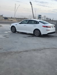 اوبتيما مكفوله خليجي محرك ٢٠٠٠سياره جديده٢٠١٩شكل العشرين  باسمي ٠٧٨١٧٠...