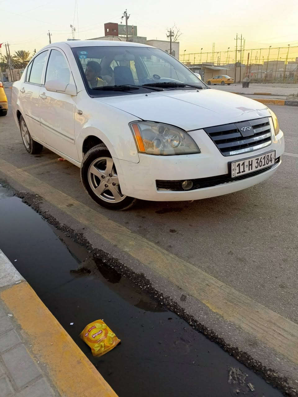 سلام عليكم للبيع A5 موديل 8 رقم بغداد دولي هزه وسنويه جديده بسمنه مصفره من الغرامات
مكينه كير  لاتبخير ولاتنقيص 
ماشيه 172
سياره بلاديه تكمها شواصيها الغودها حوضها كل نضيف وبدون ضربه 
 بيه تكحيلات بالكشر بسيط اثر خياس 
غرفتها نضيفه دوشمه وكاعيات جدد 
تدفئه وتبريد ثلج
 كهربائيات كلها شغاله وبلاديه
 سنتر لك جام اتو يصعد وينزل 
لايت عالي ناصي عدسه كهربائيه بلوجكترات ضبابي
تخم تايرات ودسكات جدد 
السعر 40 بيها مجال للشراي 
مكانها بغداد عويريج قرب مخابز باب الاغا 
الاستفسار على الرقم ***********
