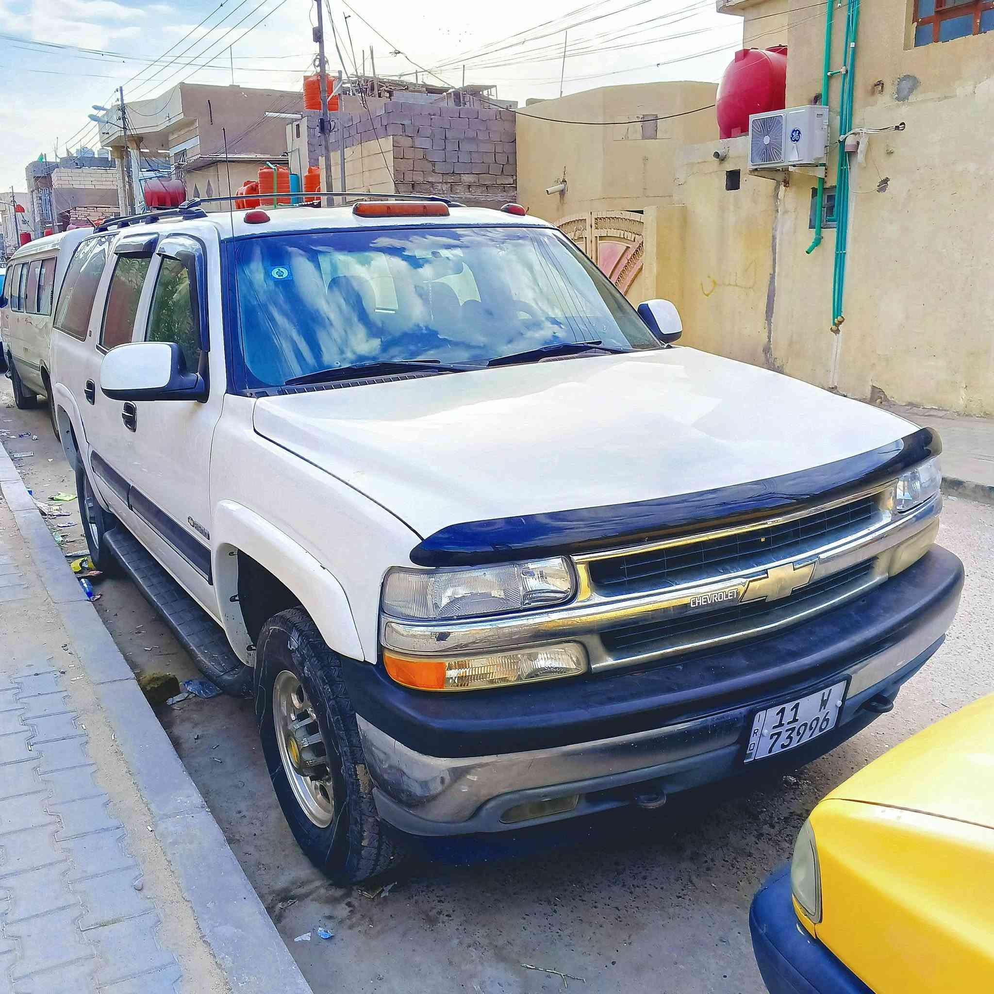 السلام عليكم
شفرليت طويله 8 براغي
رقم بغداد بأسمي
موديل.         2000
سنويه لغاية  2030
محرك          5300
كير.             1000
تبريدشغال.       3
كهربائيات كلها شغاله
حداده.     تمام جيده
صبغ عام فوق الممتاز بسبب جراد
طخم تايرات برجستون نص نقشه
دواخل قماش
شاشه وكامره رجوع وسماعات تمام
سنترلوك قفل وفتح كل الابواب
العنوان حاليآ بصره
السعر.  100 $
***********
