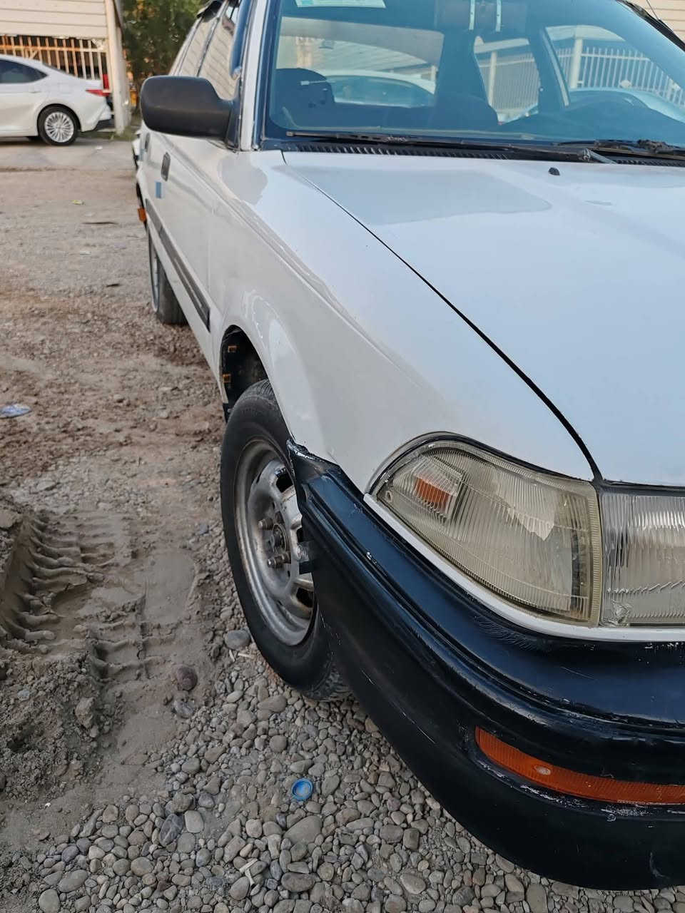 كورلا ٩٢ ابلادي يسرة كير مكينة تبريد خير من الله
رقم بغداد انكليزي تحويل مباشر 
فول اوتماتيك جام كهربائي
قفل مركزي
شاشة
تبريد
هاند بريك شغال بالمكان
زوج تاير امامي جديد والخلفي بحالة جيدة
صدر جديد
باتري جديد
السعر ٤٥ وبينها مجال بيع مستعجل
للاستفسار الاتصال ***********
