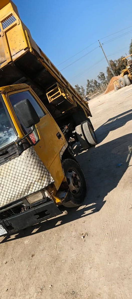 كنتر قلاب موديل ٩٦ قمارة عريضة بسمي رقم بغداد 
سعرة ٥٠ ورقة ***********
