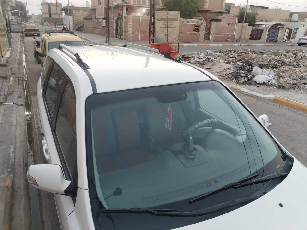 السلام عليكم سيدونه موديل ٢٠٠٩ خط سماوه كربلاء السياره جاهزه السعر ١٣٥ وبيهه مجال للاستفسار ***********
