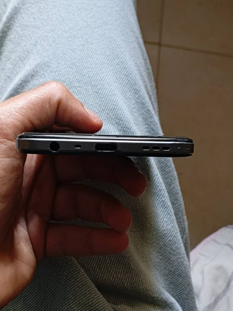 هاتف اوبو ذاكرة 128 عشوائي 6+5(11) 
غراض كارتون مع شاحنة جهاز نظيف مابيه عيب ولمس سريع (120الف) كركوك, العراق


**إذا كنت صاحب هذا الإعلان وتريد حذفه لأي سبب، رجاءا أرسل رسالة إلى الدعم الفني**