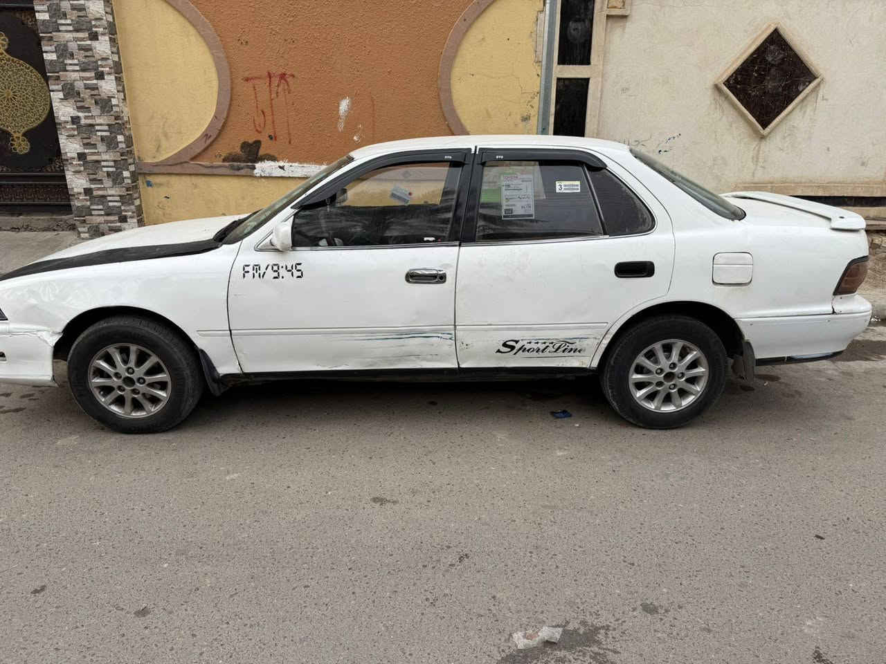 السلام عليكم سياره كامري للبيع موديل 95 اتوماتيك رقم انكليزي بأسمي سياره محور السعر  30 وبيه مجال مكان فلوجة استفسار ***********
