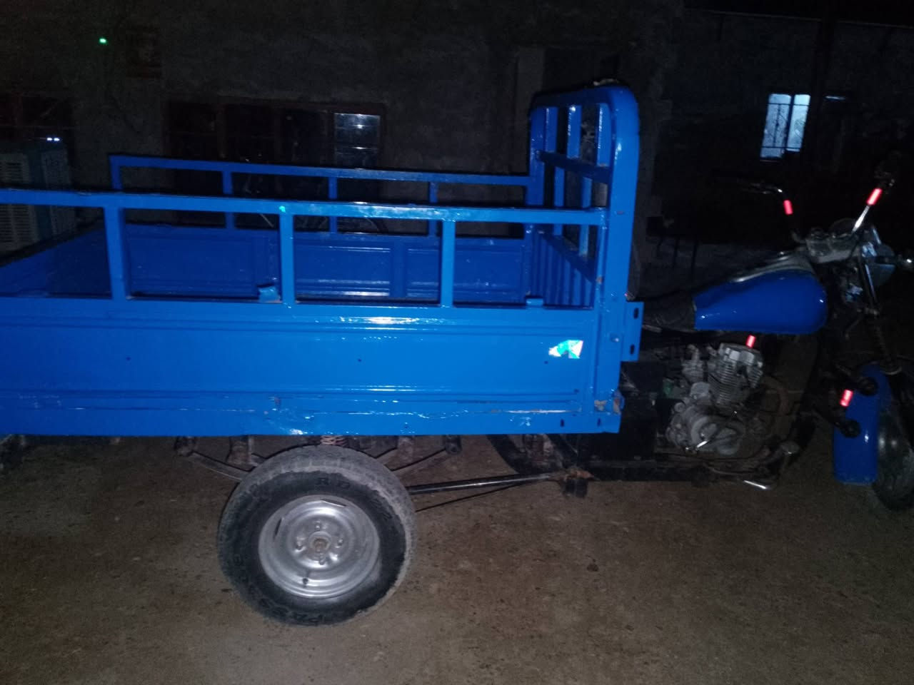 سلام عليكم شباب عندي ستوته اريدهه مراوس ب ايراني 23 لو 24
نضيف سعرهه 700 وبيهه مجال ستوته كامله نكره وشواصي مكفوله  محرك لاتنقيص ولاتبخير متسمع صوت


**إذا كنت صاحب هذا الإعلان وتريد حذفه لأي سبب، رجاءا أرسل رسالة إلى الدعم الفني**