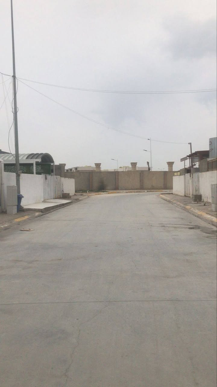 بيت ركن بناء صفر 

مجمع كوباني  ٢٠٠ متر 

السعر ٦٥ مليون 

***********
