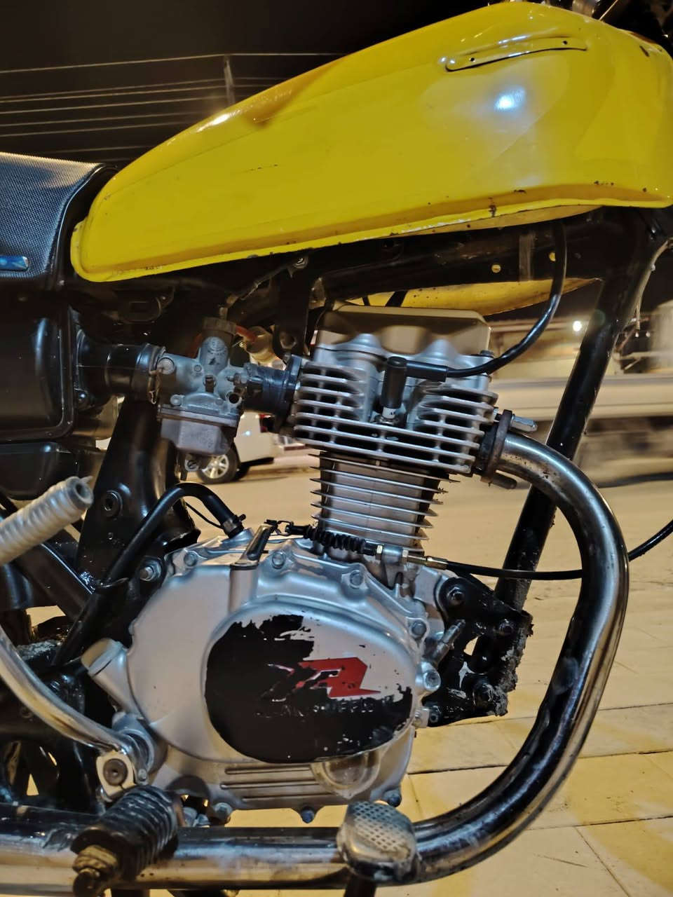 سلام عليكم  دراجه ادوات
للبيع المحرك خير من الله لا ينقص ولا تبخير + ضفيرتها كامله دراجه تمشي رزنه  سعرها 450 وبيها مجال رقمي واتساب بس *********** مكاني بني منصور ابو غريب
