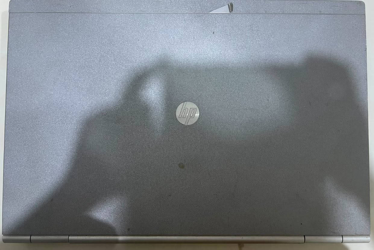 لابتوب Hp  للبيع 🩵

‏السعر 250 الف ✨نضافه 95%


**إذا كنت صاحب هذا الإعلان وتريد حذفه لأي سبب، رجاءا أرسل رسالة إلى الدعم الفني**