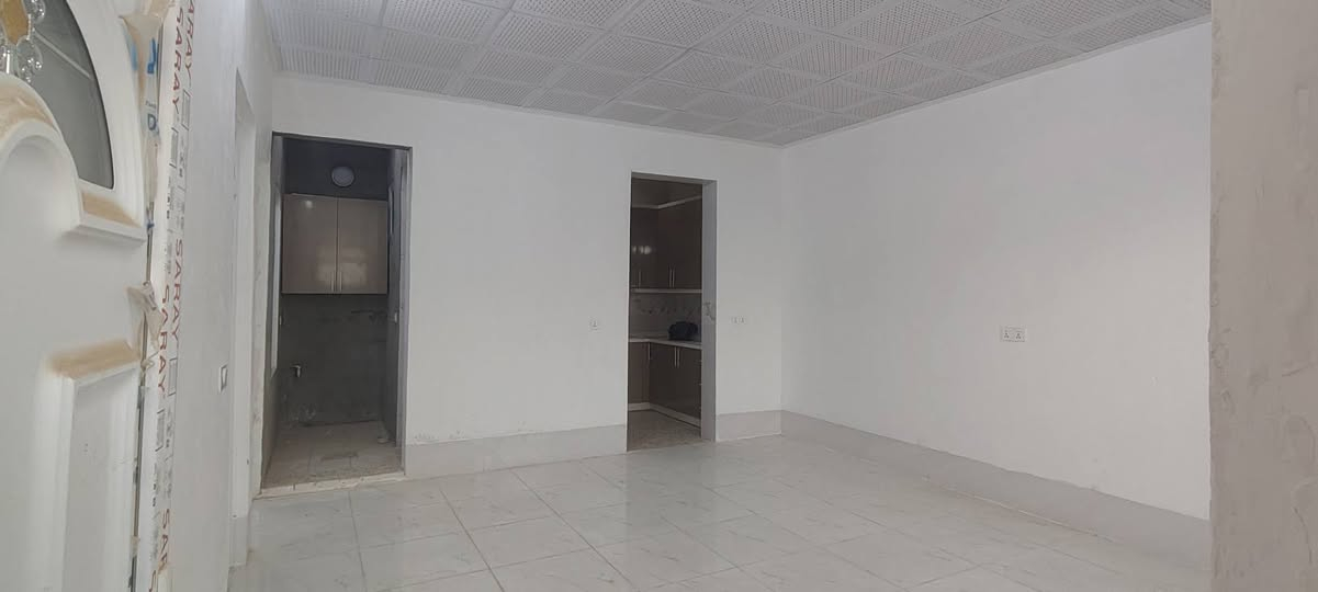 ئەم خانوە بۆ فرۆشتن 
ناونیشان : کەلار- گازینۆی ئازادی 
ڕووبەری: 125 مەترە 
سفرە و ماڵی تێنە چووە 
نرخی زۆر گونجاوە 
ئاڵوگۆڕی پێدە کەین بەخانوی ترلە هه رکوێ کەلار بێت 
0772 627 0848
