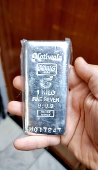 كيلو فضة • أماراتي • ٤ تسعات