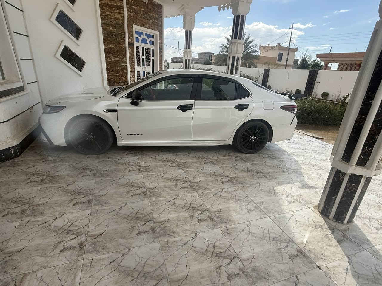 السلام عليكم 
كامري 2023
XSEفول مواصفات
السعر 235 وبيها مجال
وارد أمريكي
قطرة صبغ مابيها
صور الحادث بالمنشور
رقم أربيل دولي 
شرط التحويل
محرك گير شرط
***********
***********
