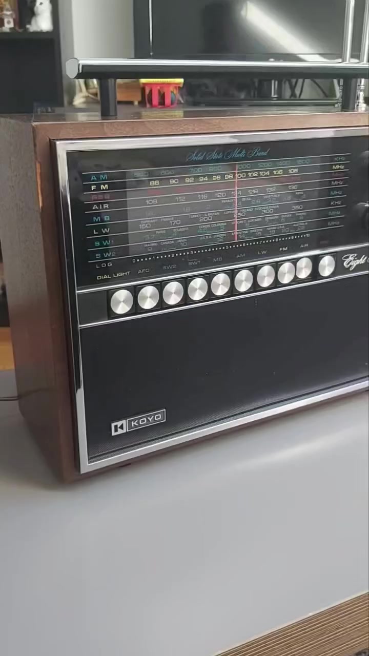 راديو KOYO 
انتاج اليابان 1976
السعر 280 الف 
#الجميع


**إذا كنت صاحب هذا الإعلان وتريد حذفه لأي سبب، رجاءا أرسل رسالة إلى الدعم الفني**