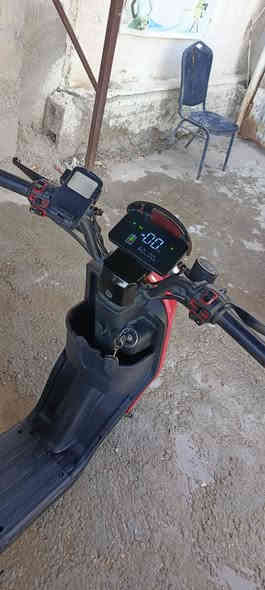 السلام عليكم 
دراجة R9للبيع 
اخت الجديده 
كلشي مابيهة 
السعر 400 أو بي مجال بسيط
للاستفسار الاتصال على الرقم واتساب فقط 
***********
