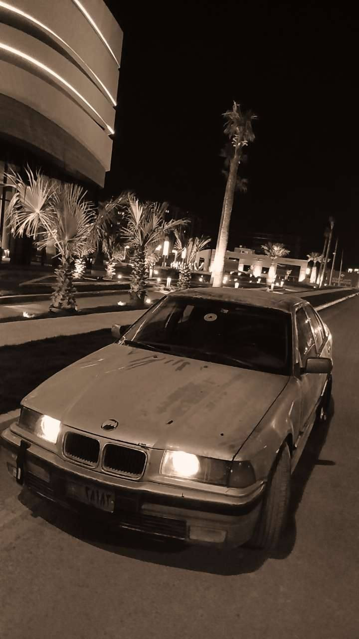 Bmw #e36 318
فروشتن سحرى ١٨ وه رقه و مه عمله سوداش ده كم به شتيك به دلم بيت      بيع و مراوس 
*********** أربيل, العراق
