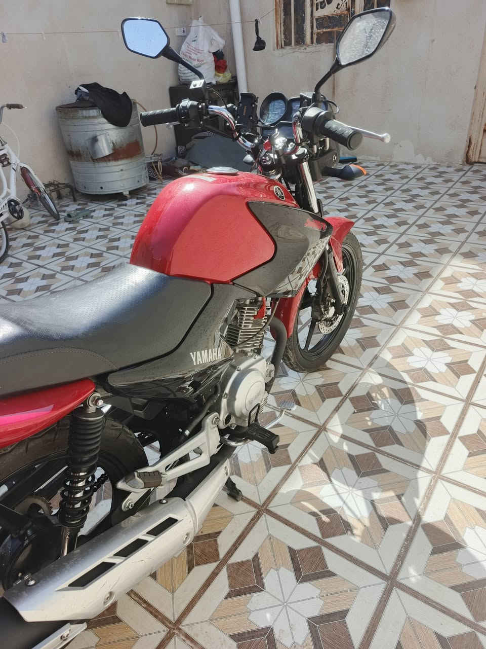 للبيع دراجه يا ماها كير رنبه خويه بعدها بحاله الوكالة جي بي اس يدات هيتر ستانه كهرباء محرك ١٥٠ سي سي للاستفسار *********** العنوان الشطره
