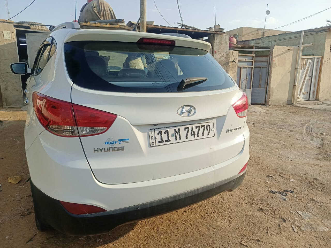 السلام عليكم توكسان موديل 2013وارد خليجي
مكفولة كفالة عامة  تبريد ثلج شغال رقم انكليزي 11 بغداد 
المكان كربلاء حي شهداء الموظفين 
السعر 160وبيهه مجال 
السيارة خير من الله جاهزة ماعايزة شي 
***********
