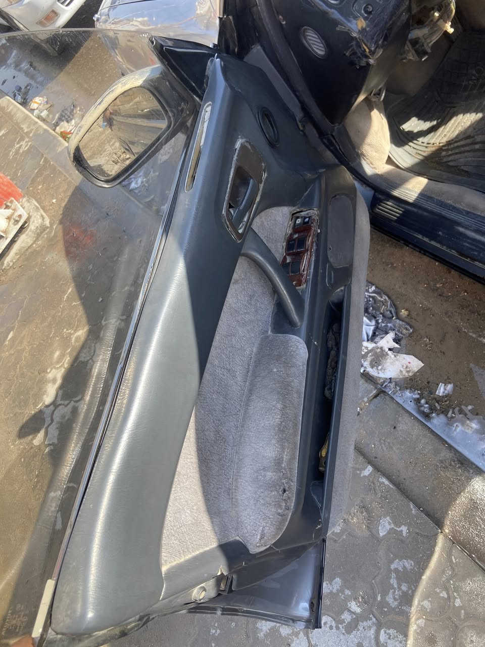 بطه متصل للبيع مكفوله من ضربه ونقل وكص مصبوغه جماليه مكينه وكير ٢٥٠٠ بلصندوك السعر ٤٢ وبيه مجال حداديه ٦٠/١٠٠  تخم تاير البصره الزبير ***********
