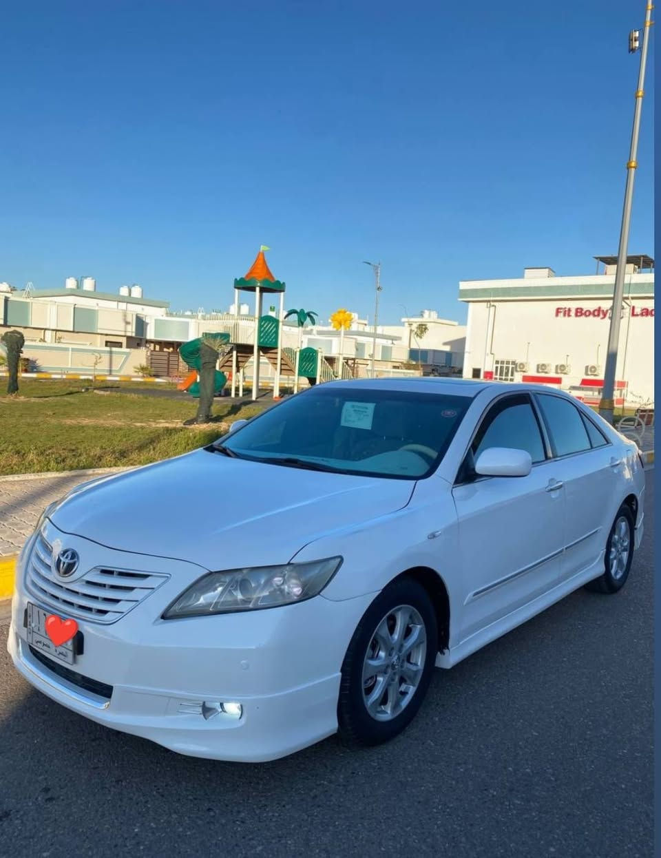 سلام عليكم 
تويوتا كامري 2009  GLX رياضي خليجي بيها صبغ قطعتين فقط ول باقي مكفول من صبغ ول ضربه رقم بصره تحويل مكينه 2400 مكفوله وجاهزه تخم تاير حداديه تبريد كله جديد تبريد قطعتين فتحه صاج دواخل تحكم ستيرن حساسات امامي خلفي برده خلفيه لايت زنون مثبت سرعه سياره جاهزه سعر 110 بيها مجال الاستفسار *********** البصرة, العراق
