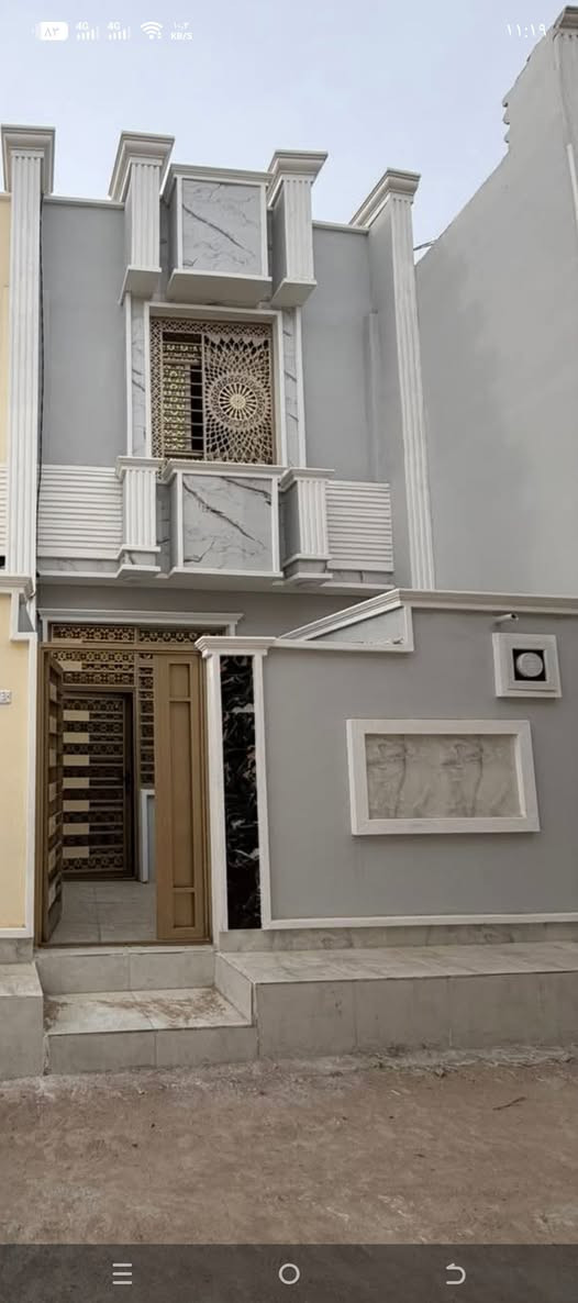 يعلن مكتب البيت السعيد عن عرض مميز ✨
بيت للبيع مساحة 55 متر طابق ونص
البناء طابوك جمهوري
📍 الموقع: كربلاء - حي سومر
خلف مدينة ألعاب ضوء القمر وخلف مستشفى أبو مهدي المهندس
🔹 سند 25 إقرار محكمة
🔹 مكاتبة مباشرة مع صاحب الأرض
🔹 خدمات كاملة (تبليط - مجاري - كهرباء)
🔹 البيع نقداً أو بالأقساط
للاستفسار والتواصل: 📞 ***********
