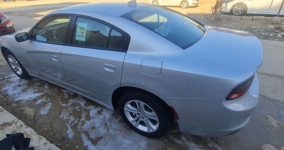 سلام عليكم ورحمة الله..
شارجر موديل 23 ماشيه80 الف سياره جديده كارتون كفاله عامه من الشخط والتكحيل والصبغ داخله تقرير رقم بغداد الدولي الجديد ورقم مميز ارضيتها وكشناته حضن بحاله الزيرو  حداديه طوبه متسمع اي شي جامده بعدها على وضع الشركه والك الفحص والتراي وين متحب... مواصفات السياره...
محرك 3600.. بصمه تشغيل وابواب.. شاشه كبيره... كشن حاضن.. كامره فول HD ويل كب 17 مع تخم تاير .مع حساس اطارات َتشغيل عن بعد .مكان سياره الناصريه
***********
