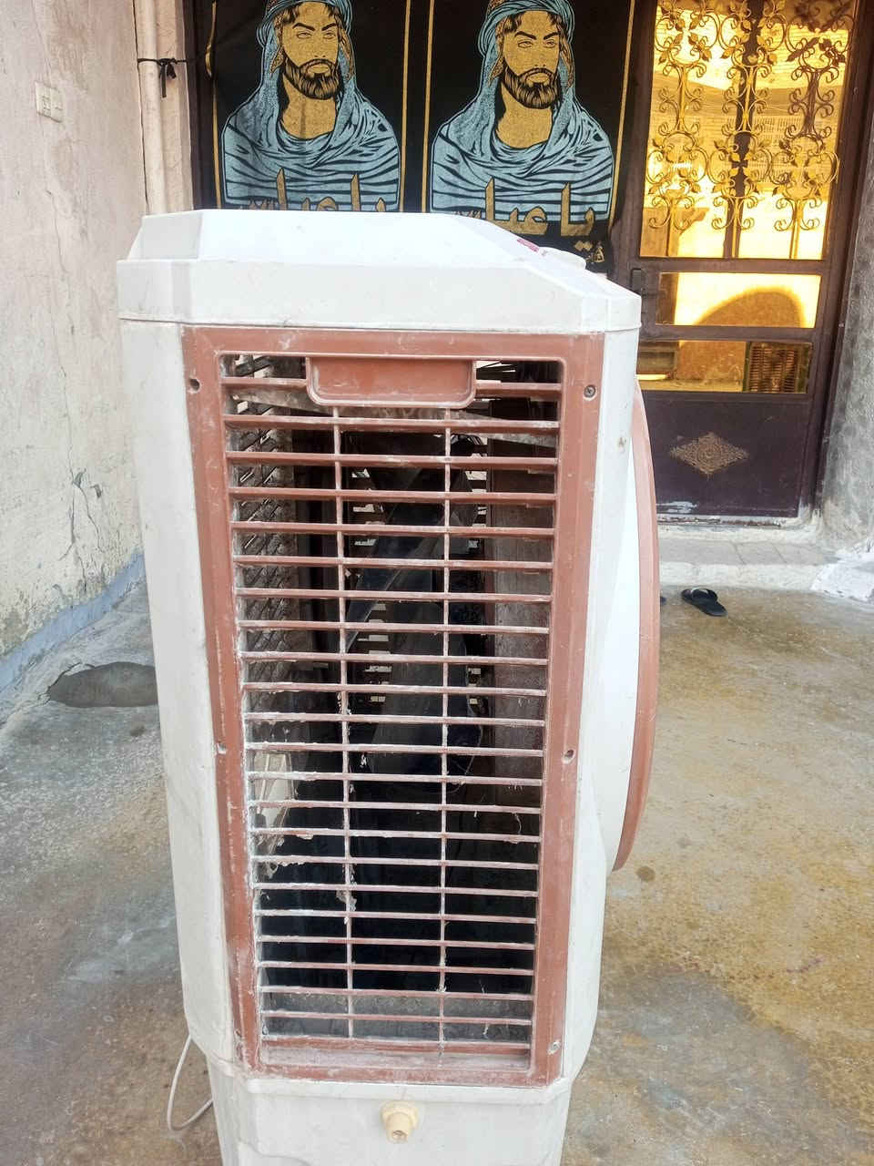 كنفير. حجم وسط. شغاله بيعلك على فحص سعر 60 مدينه الصدر الاورفلي مقابيل معمل غاز. ***********.
