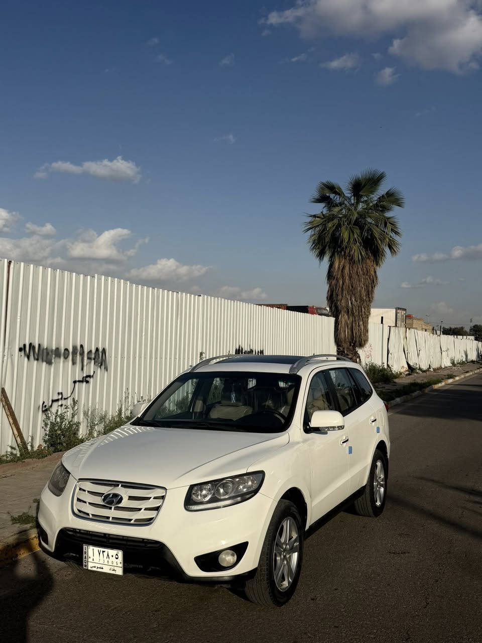 السلام عليكم
سنتافيا 2011 خليجي فول مواصفات 
السياره مكفوله عدا شبرين صبغ جوا الرقم الخلفي السياره جاهزة 
فول مواصفات 
6 سلندر 
7راكب 
بصمة تشغيل 
بصمة أبواب 
تحكم أستيرن جهتين 
فتحة سقف 
اشاير بالمري 
مري شفط
السياره جاهزه بدون نقص رقم بغداد تحويل ثاني يوم للبيع السعر 160 وبيها مجال رقمي ***********
العنوان بغداد الكاظمية
