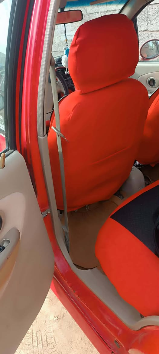 السلام عليكم سياره كيو كيو 2013 سياره جاهزه خير من الله سياره جديده بسم راعيته اني مكلف بل نشره  رقم بغداد العنوان واسط مركز المدينة 
رقم الهاتف ***********
