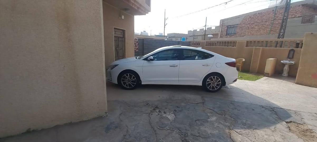 ألنترا 2020 للبيع سياره ماشيه117الف مكفوله كفاله عامه السياره بأسمي هزه جديده السعر 168 وبيه مجال للاتصال***********44
***********
