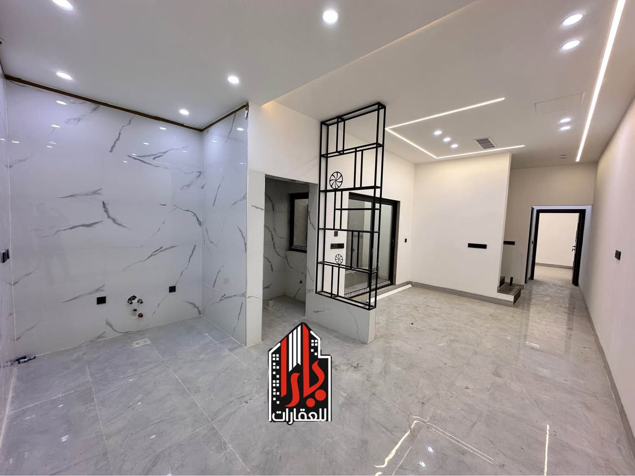 🔥 فرصة نادرة – إعلان رقم (1518 )
دار بناء حديث للبيع
📍 بموقع حلو قرب حديقة 

🏡 دار طابقين – جاهزة للسكن فوراً
✨ سقوف مغربي | واجهة فلين | بدون مصاريف إضافية

📐 المساحة: 125 م²
🏠 الواجهة: 5 م
🛣 الشارع: 10 م
📍 العنوان: حي العدن - مقابل جامع مصطفى الحبيب

🏠 تفاصيل الدار:
▪️ الطابق الأول: غرفة نوم + هول ومطبخ مفتوح + استقبال + صحيات + كراج 
▪️ الطابق الثاني: غرفة نوم عدد 2 + مغزن + صحيات 

💰 السعر: 🔥 في قناة تلكرام ( https://t.me/yaraemlak ) 

📞 اتصل الآن – لا تنتظر:
*********** 
***********
***********

📍 شارع قدس – مقابل قصابة إياد 2
عقارات يارا كركوك, العراق
