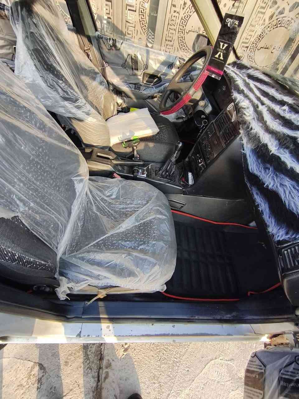 سلام عليكم بيجو روى موديل 2009 سياره كامله مكمله مابيه نقص مكينه و كير خير من الله تبريد تدفئه كله شغال بيه اخياسات بصيطه البنيد ولقماره ول جنطه راشهن بس اساس سنويه نافذه من2019  رقم بابل مصفره ما عليه ولا غرامه تحويل ثاني يوم السعر23بيه مجال بصيط *********** متواجد واتساب
