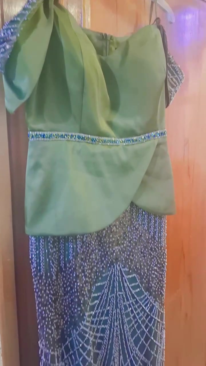 فستان قياس ٤٦  يجنن جك يدوي سعر الشراء ١٥٠ سعر البيع ب٨٠ فقط


**إذا كنت صاحب هذا الإعلان وتريد حذفه لأي سبب، رجاءا أرسل رسالة إلى الدعم الفني**