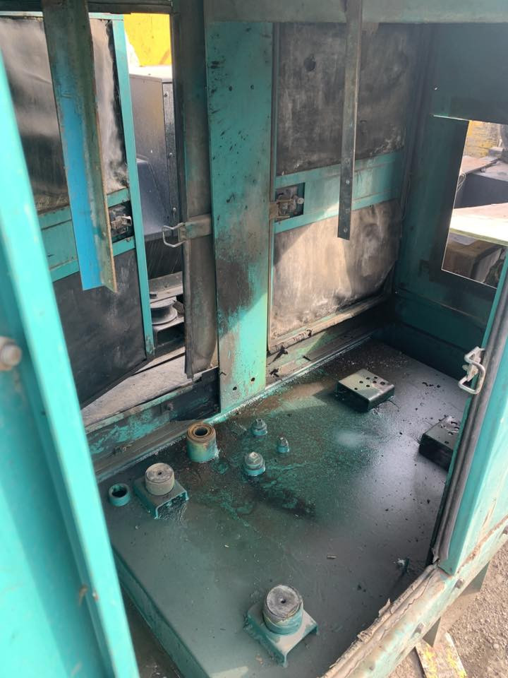 سلام عليكم. كاتم فارغ 0751.672.7522 واتساب فقط بيع سريع 3 اوراق فقط
