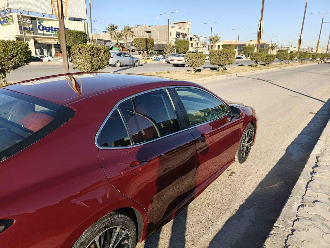 كامري 2018 للبيع فقط نص فول
وارد أمريكي بيها ضرر من أمريكا(جاملغ خلفي وباب) وبالعراق الصفحة الثانية انشخطت وصار بيها بيها صبغ حزام والبچم كبس بدون دواخل شاصي لغد تكم كفالة
السنوية جديدة بإسمي بأي وقت يعجبك احولك
السعر 145 وبيها مجال بسيط
مكاني الفلوجة حي الضباط  وهذا رقمي ***********
