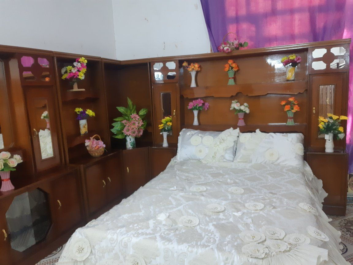 غرفة نوم حطاطه صاج السعر ٧٠٠ وبيها مجال لشراي العنوان رمادي الجزيرة للإستفسار الاتصال على هاذه الرقم ***********
