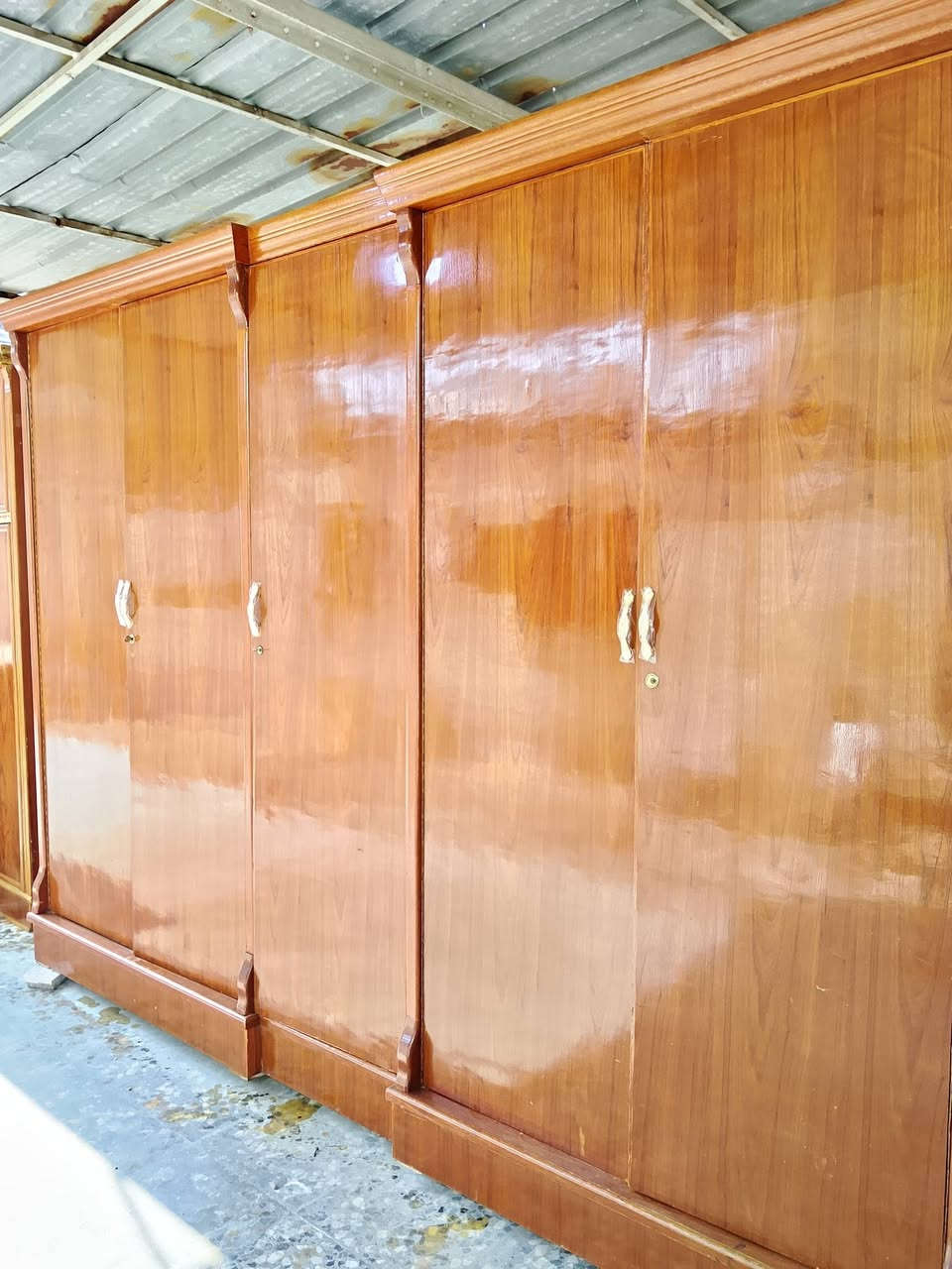 غرفه وكنتور وبوفيه بغداد العبيدي ***********
