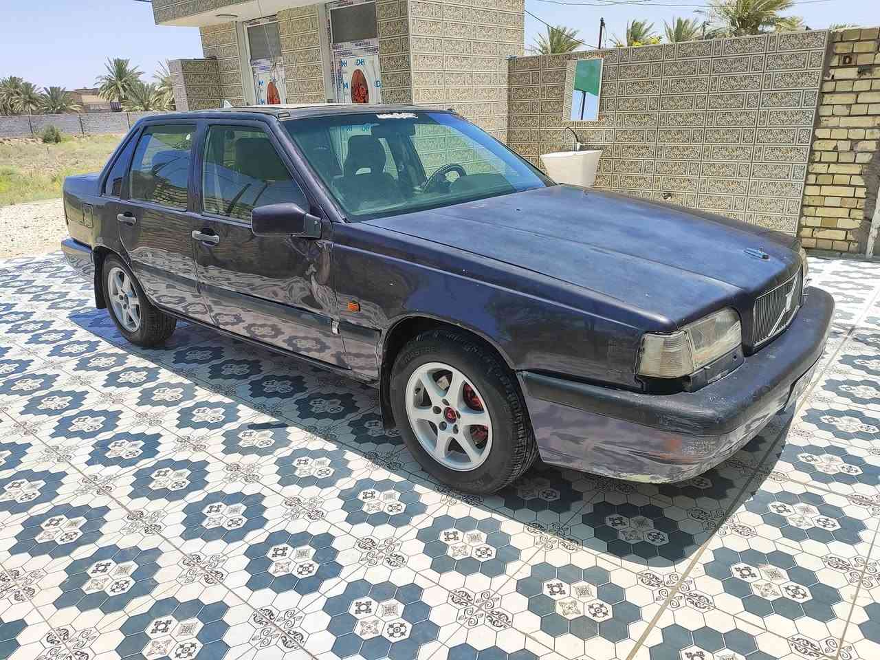 السلام عليكم
فالفو موديل 1995 رقم نجف انكليزي مشروع وطني بسامينه تحويل ثاني يوم هزه بعده ما نافذه 

كير اوتوماتيك محرك ابلاديات مكفولات

تخم تاير جديد حداديه جديده كهربائيات كله شغاله سياره جاهزه من كلشي مال جناي مكفوله ضربه و تبديل صبغ مكانات تكم و قماره و بنيد و جنطه ابلاديات 

عنوان بابل القاسم ع 

***********
